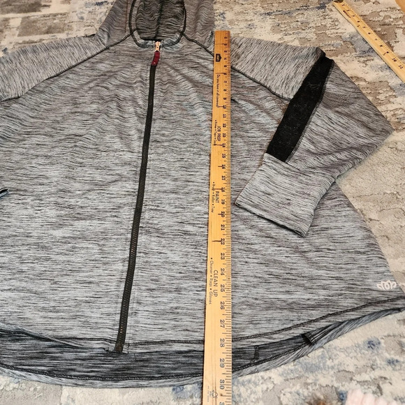 Maurices in motion active jacket. Plus Size 4. - Picture 13 of 16